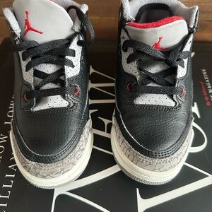 Air Jordan 3 retro OG | Black/Fire red - cement grey
